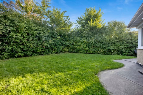 Tiny photo for 1520 Oakton Street, Park Ridge, IL 60068 (MLS # 12781586)
