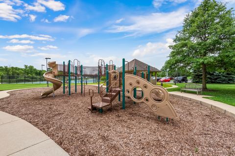 Tiny photo for 748 Cashmere Lane, Elgin, IL 60124 (MLS # 12614650)
