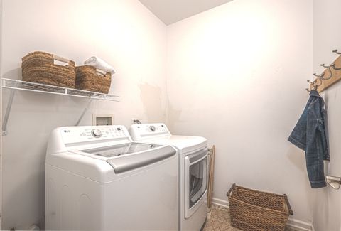 Tiny photo for 758 Oak Hollow Drive, Crystal Lake, IL 60014 (MLS # 12629158)