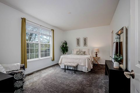 Tiny photo for 758 Oak Hollow Drive, Crystal Lake, IL 60014 (MLS # 12629158)