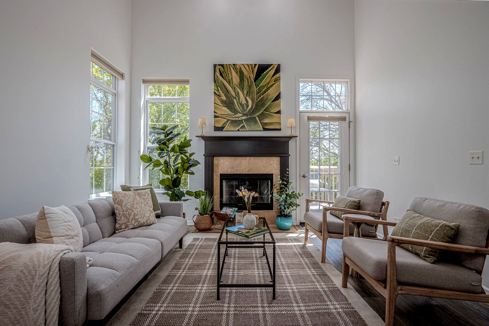 758 Oak Hollow Drive