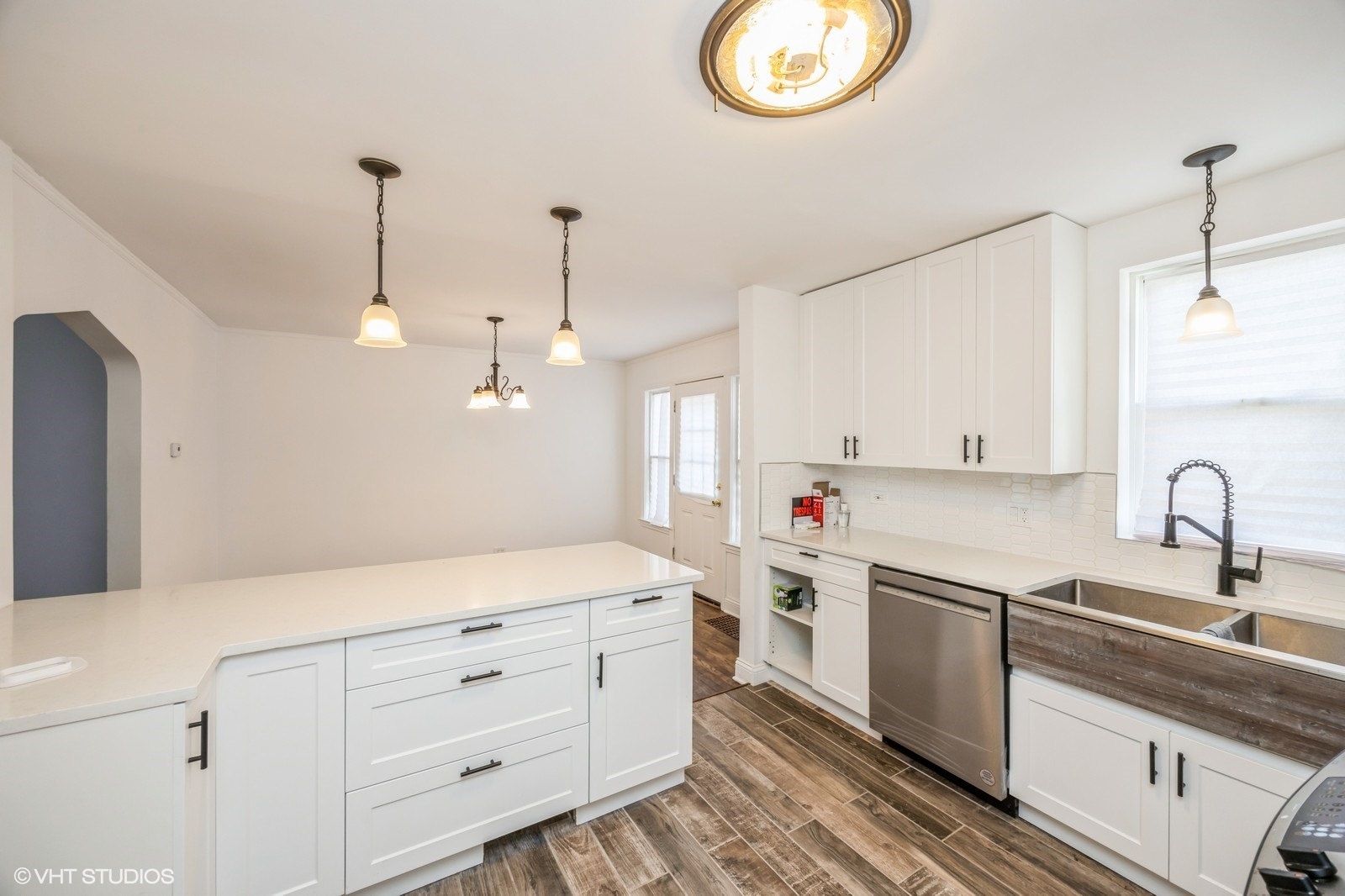 3818 W 107th Street