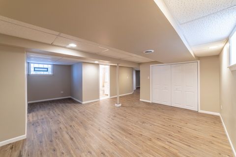 Tiny photo for 5806 S Menard Avenue, Chicago, IL 60638 (MLS # 12572567)