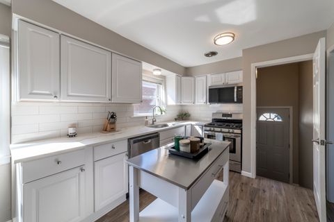 Tiny photo for 5806 S Menard Avenue, Chicago, IL 60638 (MLS # 12572567)