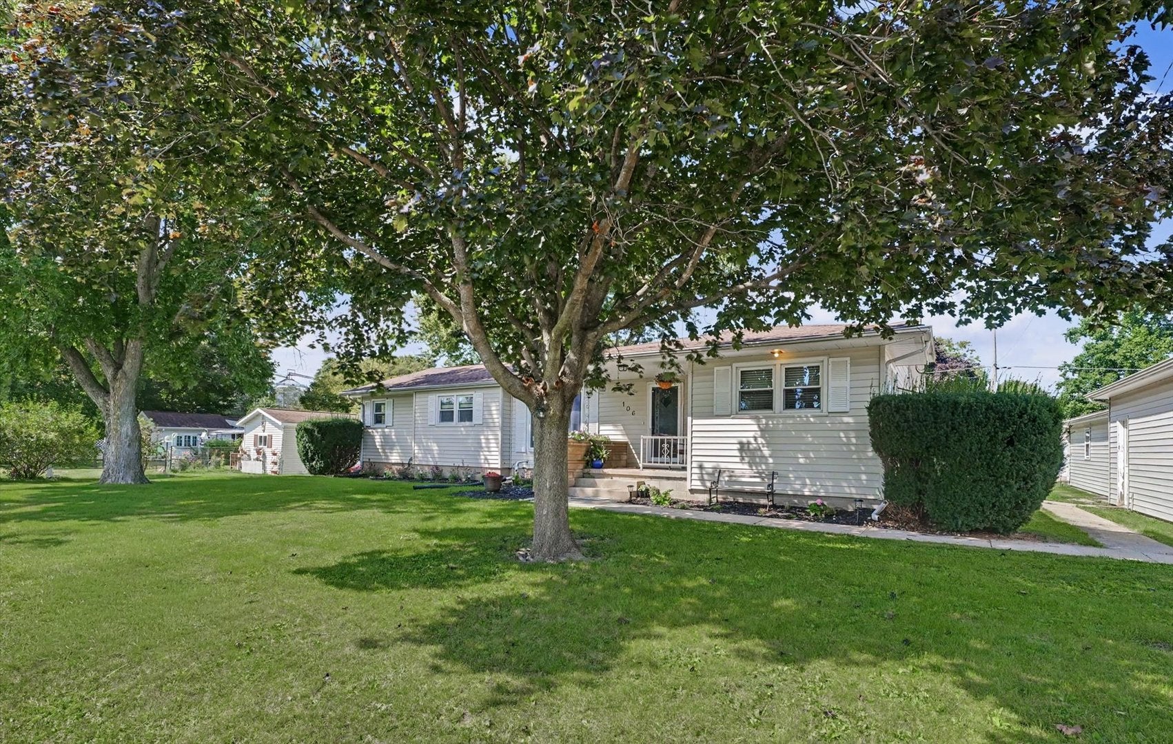 106 Pleasant Drive