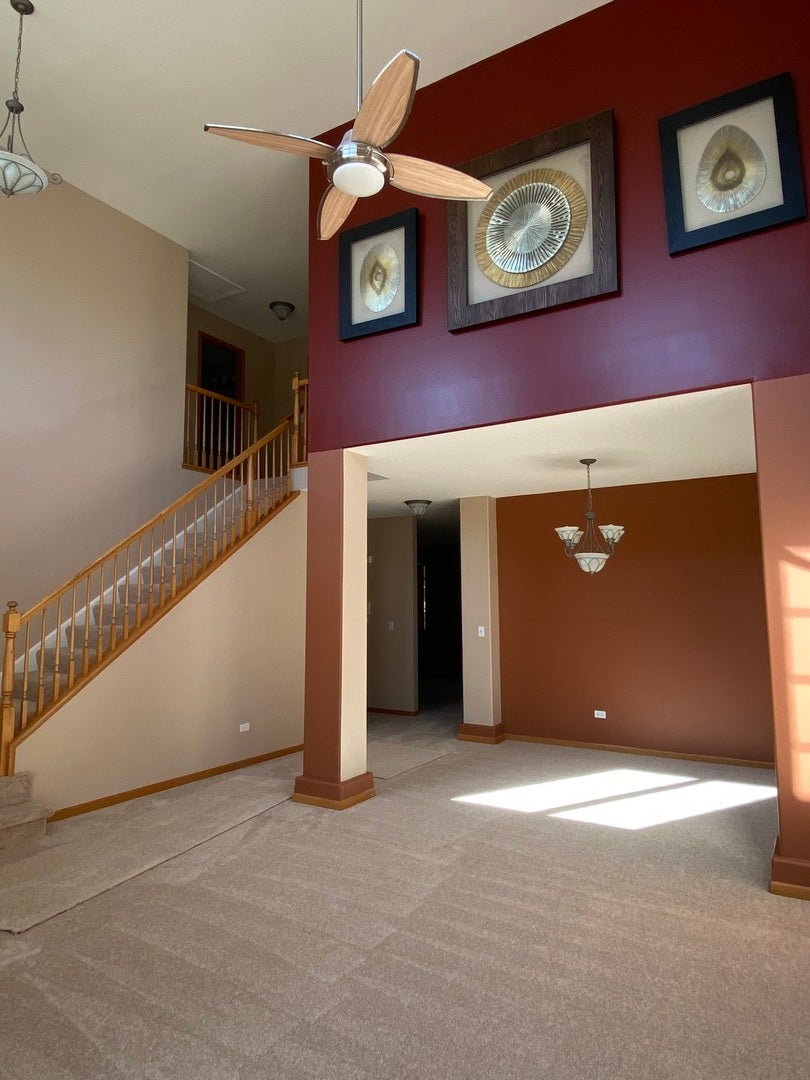 2430 LENOX Circle