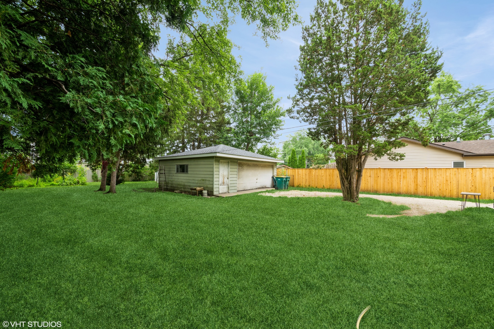 371 N Fairfield Avenue