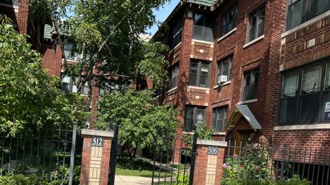 Photo of 512 Madison Street #1S, Oak Park, IL 60302 (MLS # 12457939)