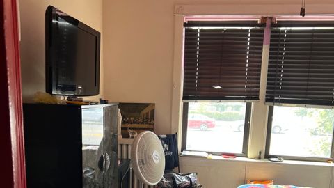 Tiny photo for 512 Madison Street #1S, Oak Park, IL 60302 (MLS # 12457939)