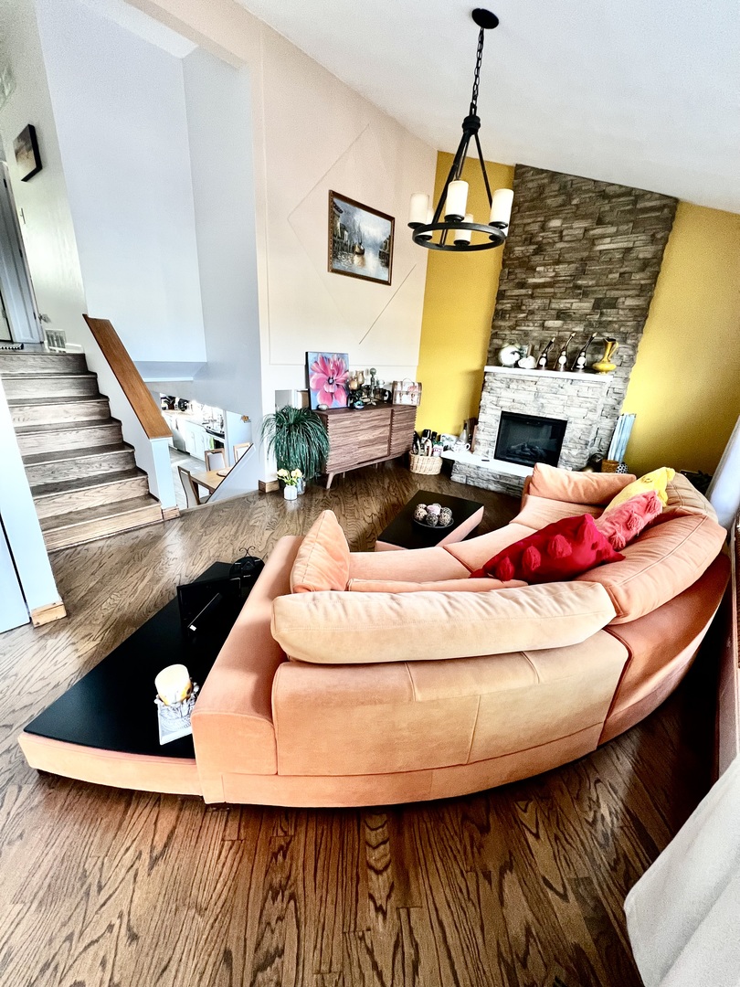 352 Dover Lane 352