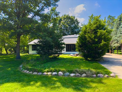 A home in La Grange