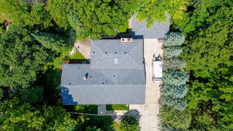 A home in La Grange