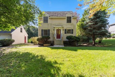 Tiny photo for 39W275 Fabyan Parkway, Geneva, IL 60134 (MLS # 12455290)