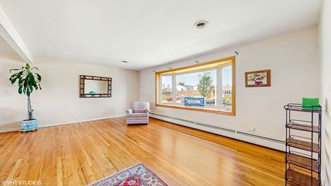 Tiny photo for 918 Park Drive, Melrose Park, IL 60160 (MLS # 12470836)