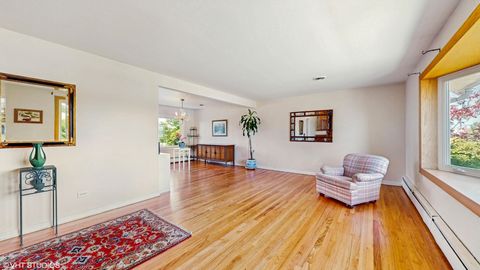 Tiny photo for 918 Park Drive, Melrose Park, IL 60160 (MLS # 12470836)