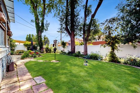 Tiny photo for 918 Park Drive, Melrose Park, IL 60160 (MLS # 12470836)