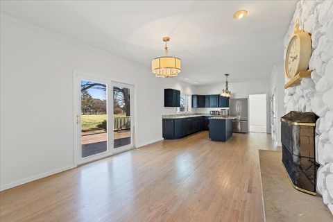 Tiny photo for 2321 Steeple Chase Circle W, Libertyville, IL 60048 (MLS # 12618129)