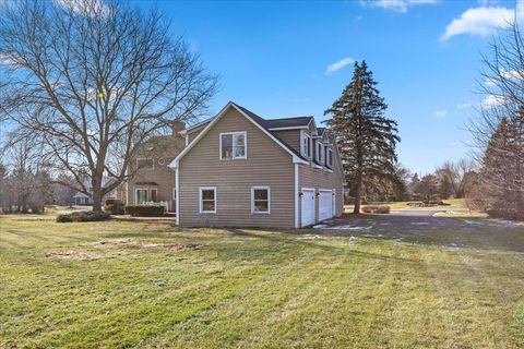 Tiny photo for 2321 Steeple Chase Circle W, Libertyville, IL 60048 (MLS # 12618129)