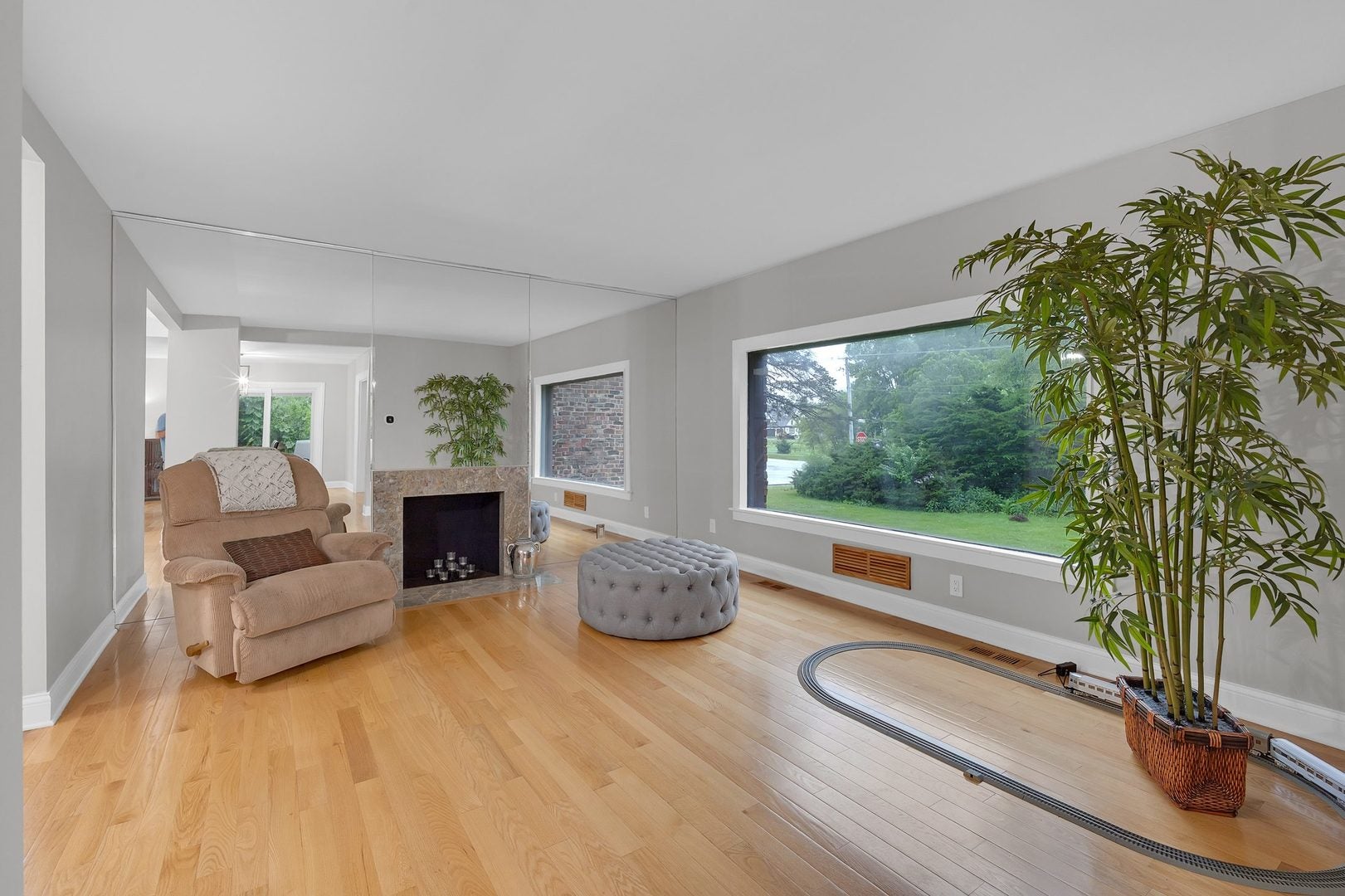 2330 Coach Road