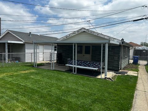Tiny photo for 4535 Warsaw Avenue, Lyons, IL 60534 (MLS # 12696295)