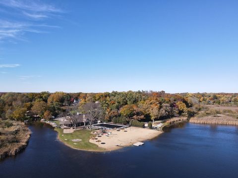 Tiny photo for 226 Biltmore Drive, North Barrington, IL 60010 (MLS # 12509213)