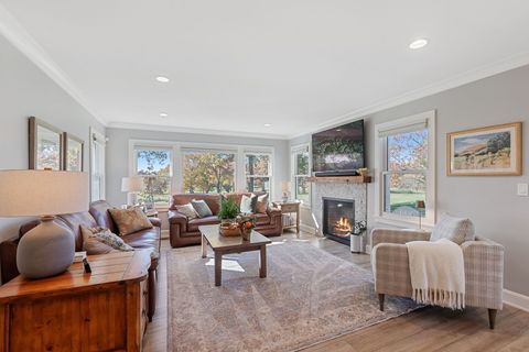 Tiny photo for 226 Biltmore Drive, North Barrington, IL 60010 (MLS # 12509213)