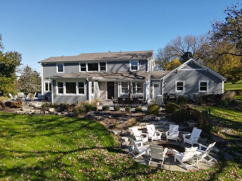 Tiny photo for 226 Biltmore Drive, North Barrington, IL 60010 (MLS # 12509213)