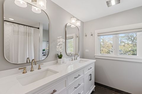 Tiny photo for 226 Biltmore Drive, North Barrington, IL 60010 (MLS # 12509213)