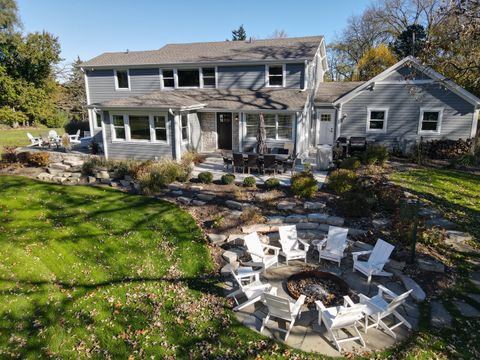 Tiny photo for 226 Biltmore Drive, North Barrington, IL 60010 (MLS # 12509213)