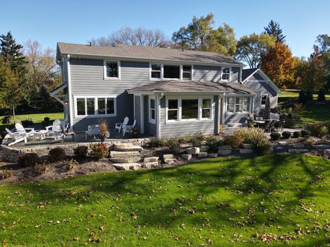 Tiny photo for 226 Biltmore Drive, North Barrington, IL 60010 (MLS # 12509213)