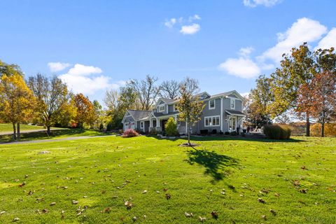 Tiny photo for 226 Biltmore Drive, North Barrington, IL 60010 (MLS # 12509213)