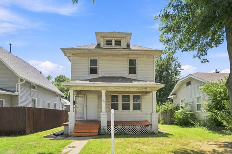 Photo of 174 16th Avenue, East Moline, IL 61244 (MLS # 12723156)