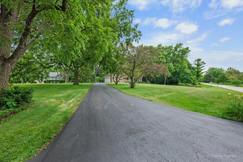 Tiny photo for 1 Carlisle Road, Hawthorn Woods, IL 60047 (MLS # 12751601)