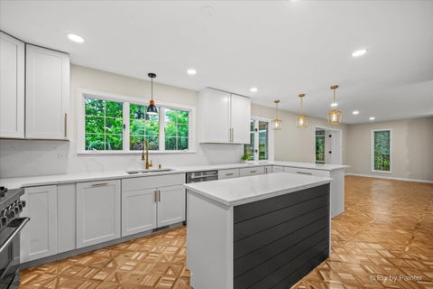 Tiny photo for 1 Carlisle Road, Hawthorn Woods, IL 60047 (MLS # 12751601)