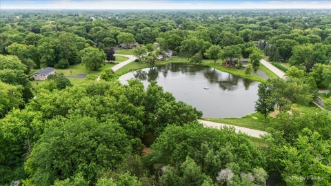 Tiny photo for 1 Carlisle Road, Hawthorn Woods, IL 60047 (MLS # 12751601)