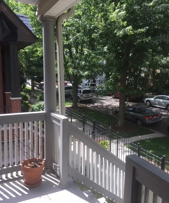 1901 W Fletcher Street 1