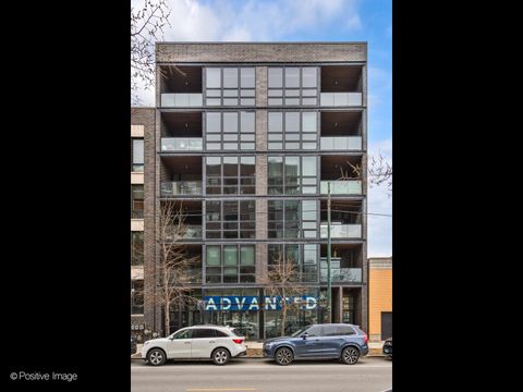 1018 N Larrabee Street 4S Chicago IL 60610