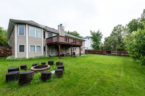 Tiny photo for 4074 Blackstone Avenue, Gurnee, IL 60031 (MLS # 12174366)