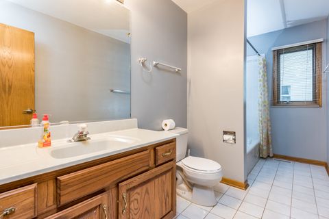Tiny photo for 4074 Blackstone Avenue, Gurnee, IL 60031 (MLS # 12174366)