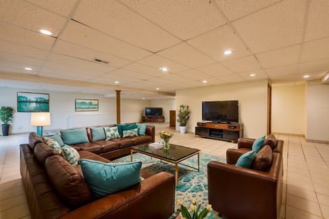 Tiny photo for 4074 Blackstone Avenue, Gurnee, IL 60031 (MLS # 12174366)