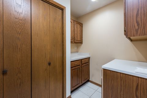Tiny photo for 4074 Blackstone Avenue, Gurnee, IL 60031 (MLS # 12174366)