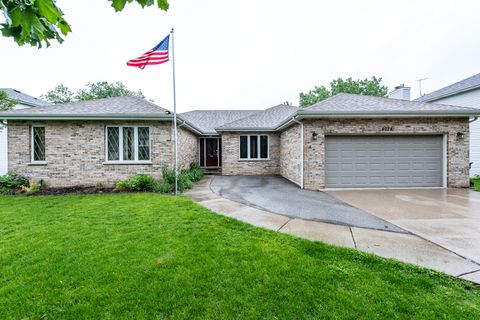 4074 Blackstone Avenue Gurnee IL 60031