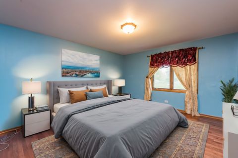 Tiny photo for 4074 Blackstone Avenue, Gurnee, IL 60031 (MLS # 12174366)
