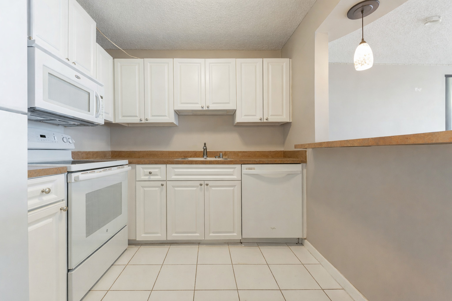 111 W Maple Street 3110