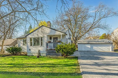 886 W Palatine Road Palatine IL 60067