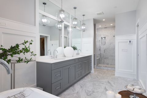 Tiny photo for 912 E Chicago Avenue, Naperville, IL 60540 (MLS # 12483190)