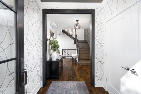 Tiny photo for 912 E Chicago Avenue, Naperville, IL 60540 (MLS # 12483190)