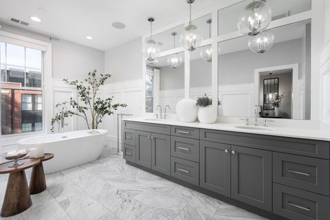 Tiny photo for 912 E Chicago Avenue, Naperville, IL 60540 (MLS # 12483190)