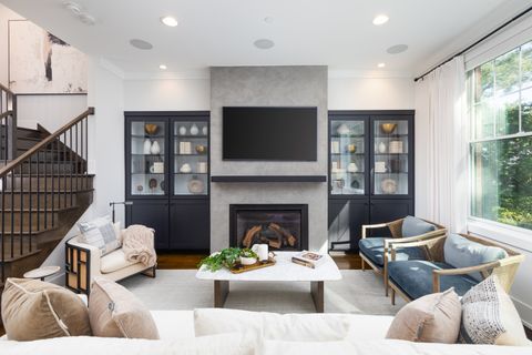 Tiny photo for 912 E Chicago Avenue, Naperville, IL 60540 (MLS # 12483190)