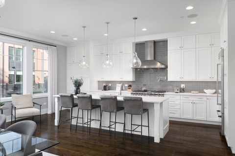 Tiny photo for 912 E Chicago Avenue, Naperville, IL 60540 (MLS # 12483190)